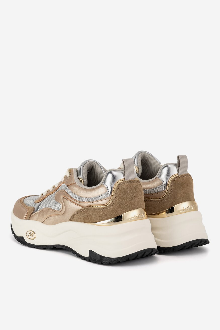 Sneakersy na grubej podeszwie