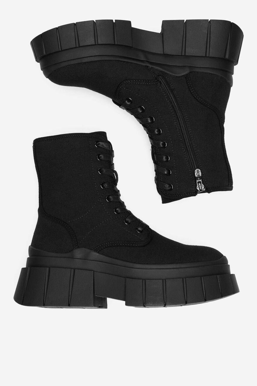 Trzewiki na platformie