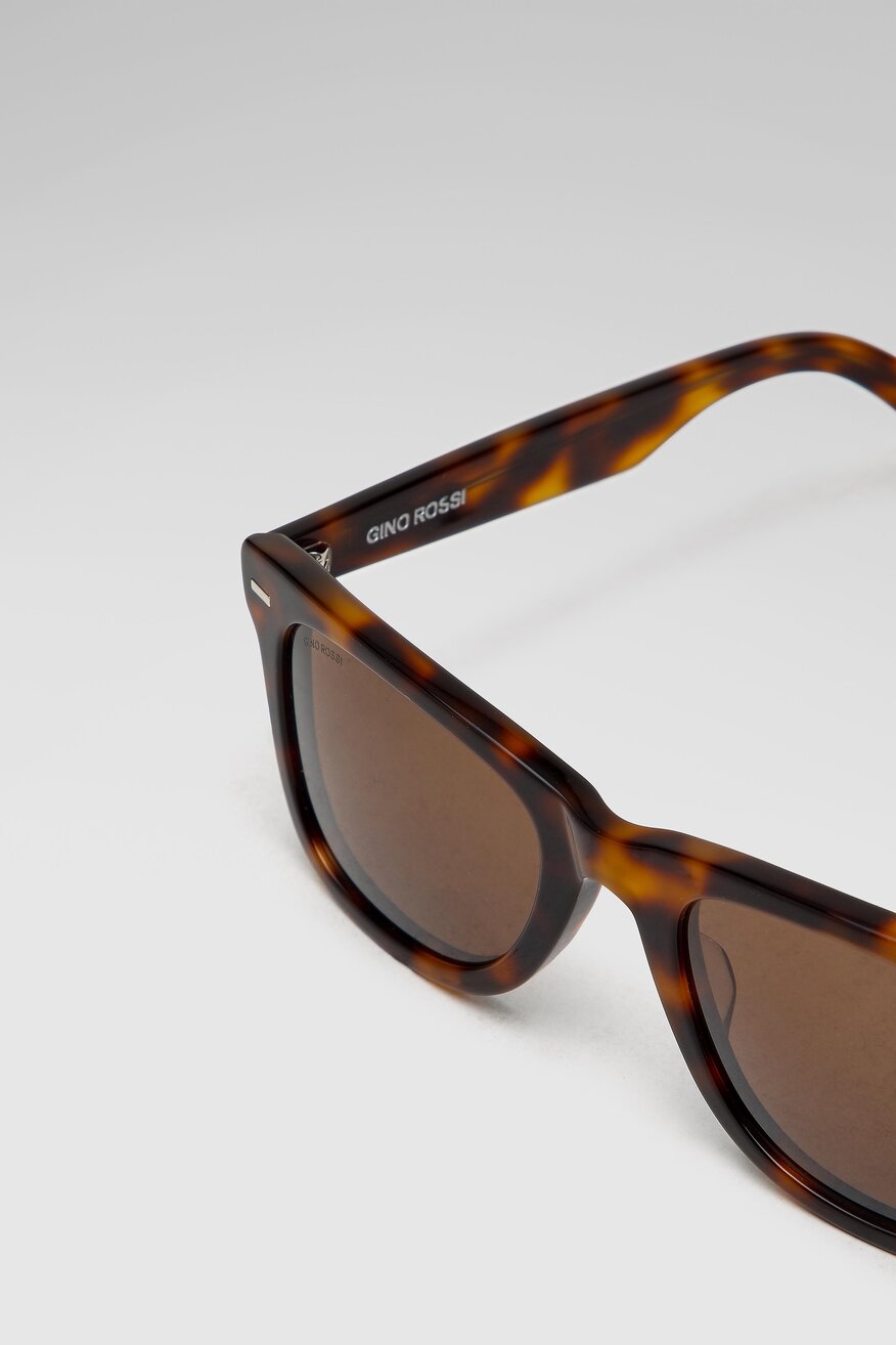 Okulary przeciwsłoneczne brązowe