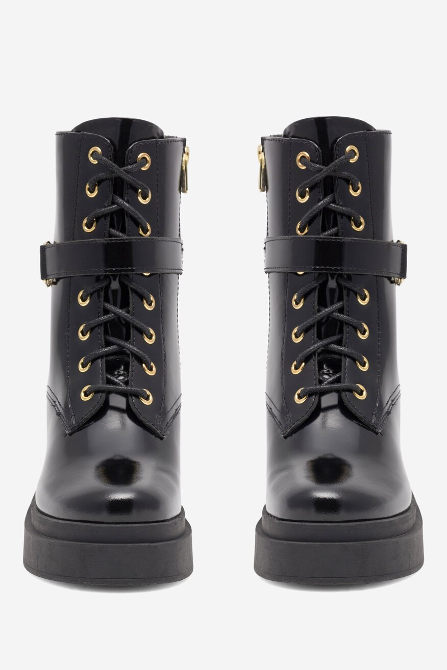 Trzewiki skórzane na słupku