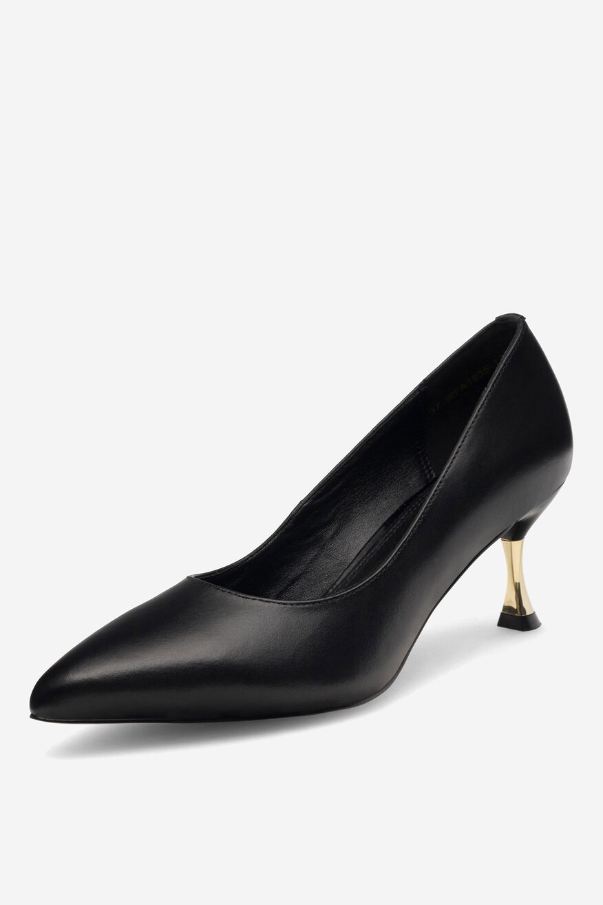 Czółenka skórzane