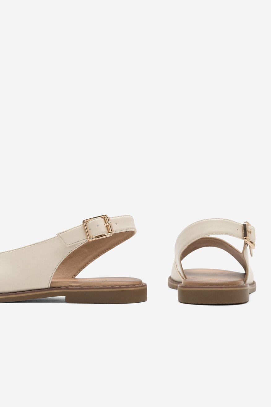 Sandały