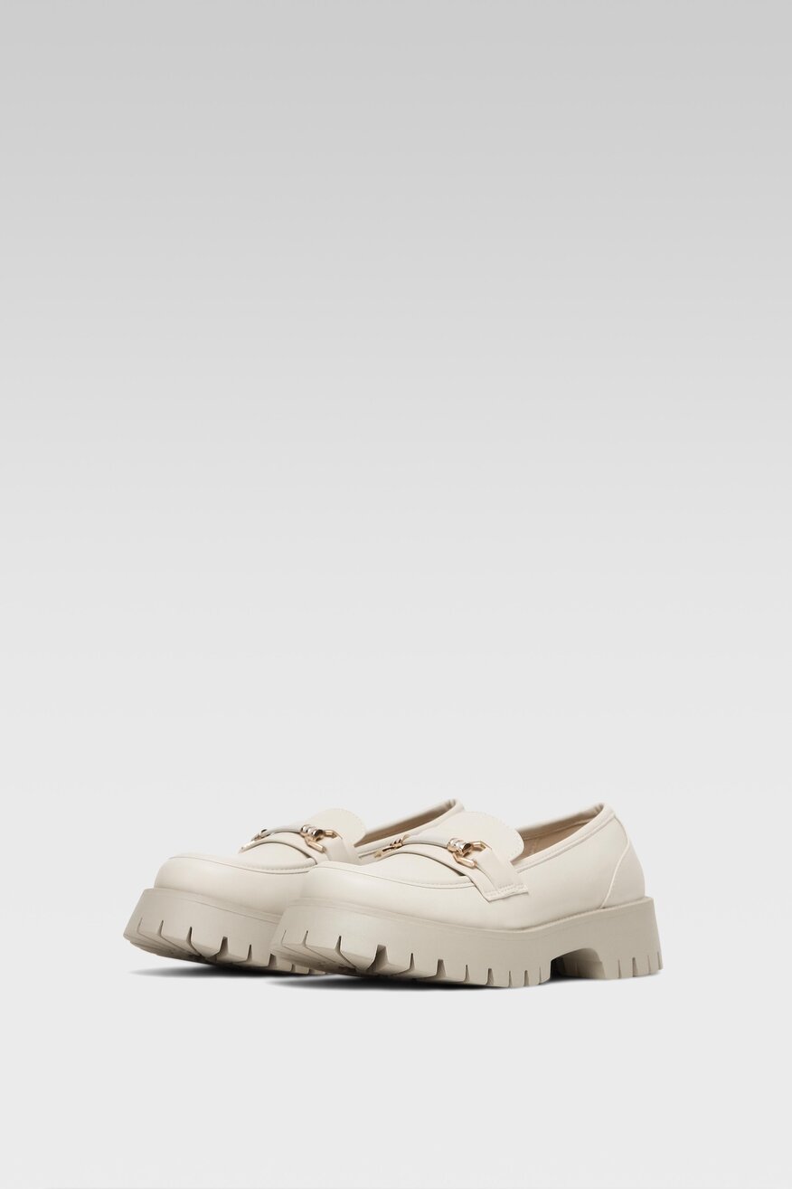 Loafersy na grubej podeszwie