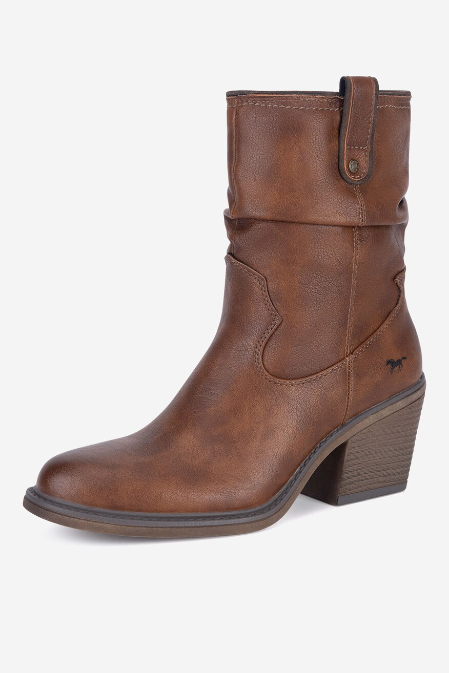 Botki ocieplane na słupku