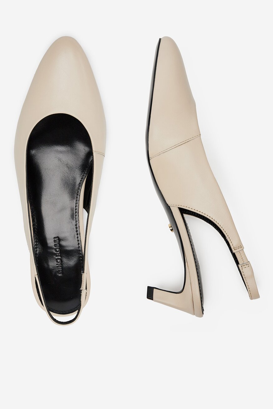 Czółenka skórzane