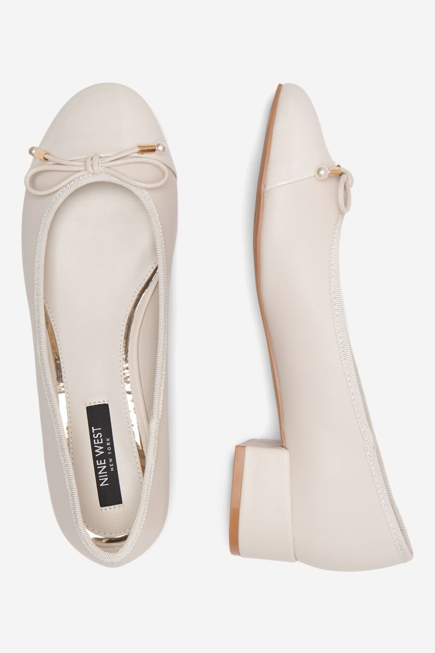 Czółenka na słupku