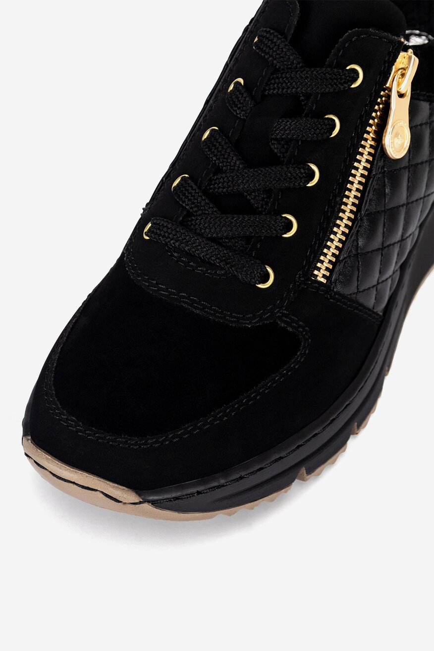 Sneakersy skórzane na koturnie