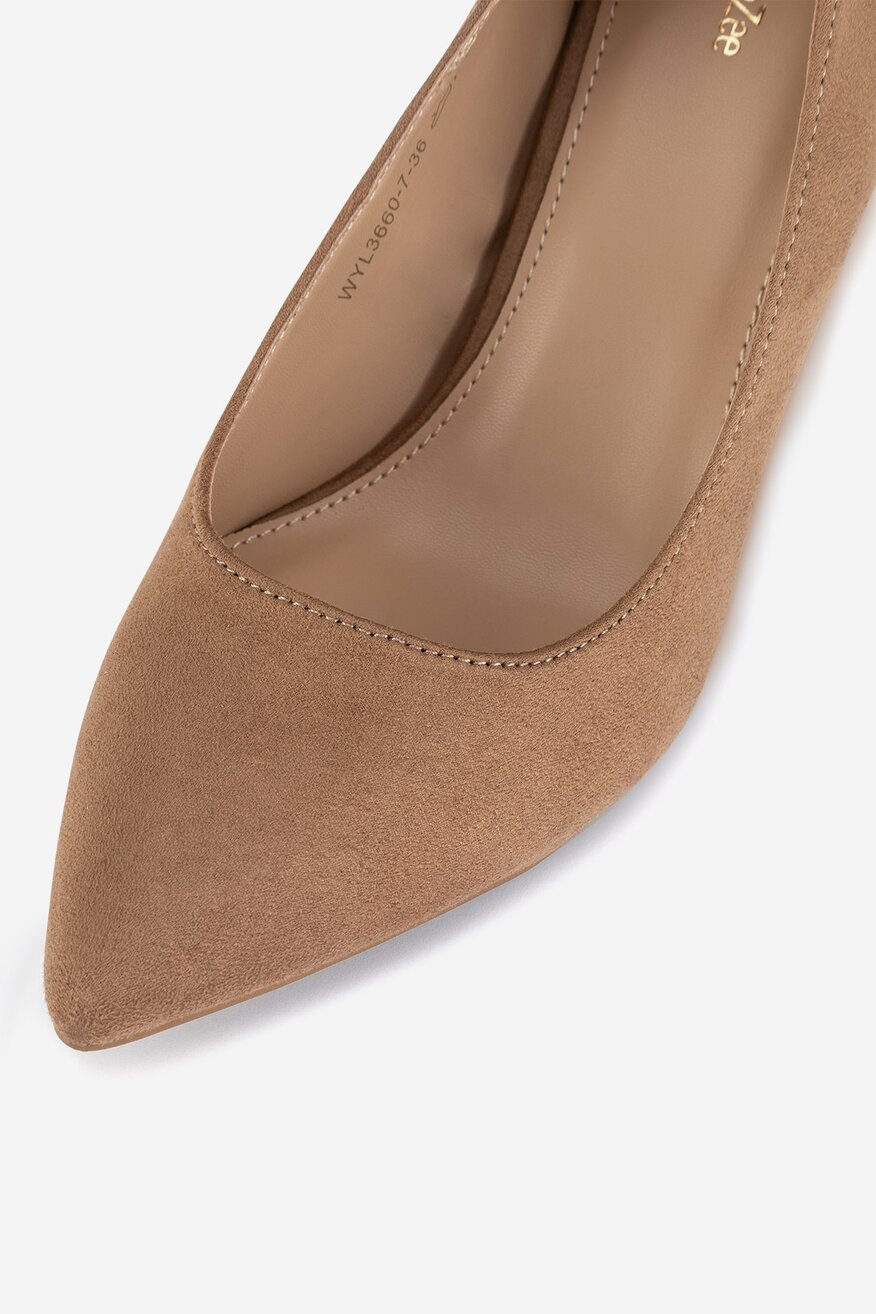 Czółenka na szpilce