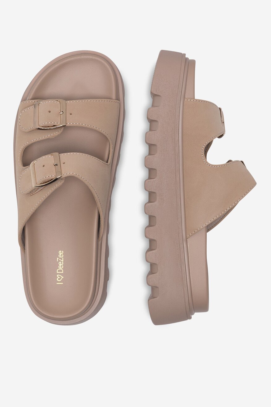 Klapki na grubej podeszwie