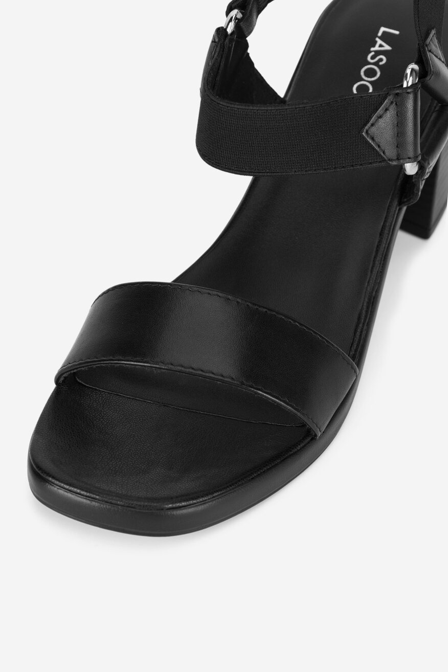 Sandały skórzane na słupku