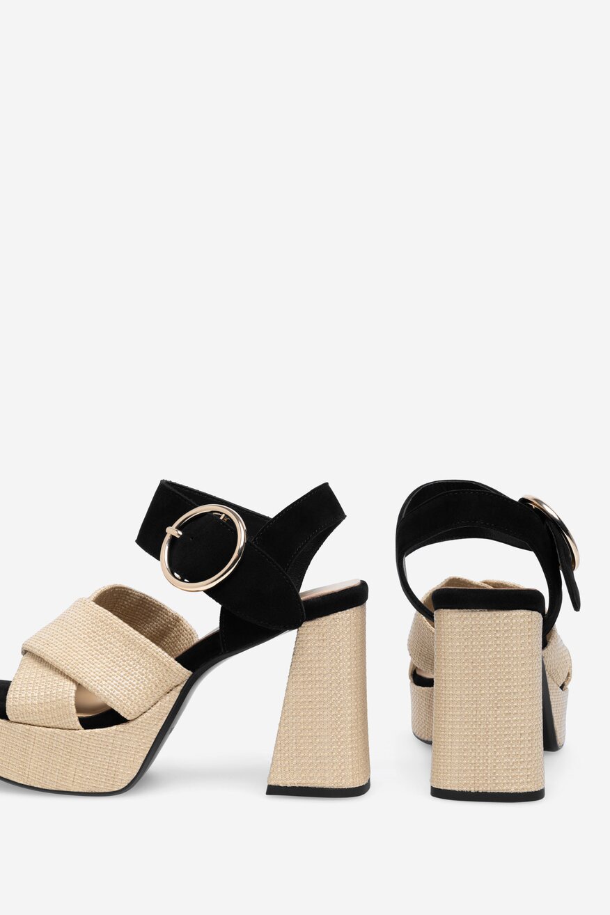 Sandały skórzane na słupku