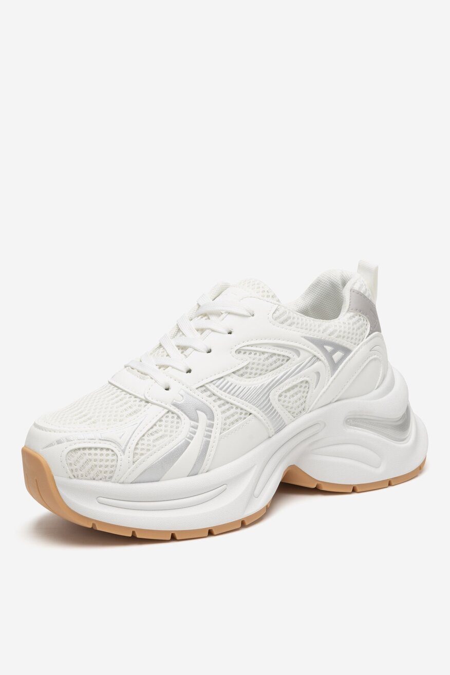 Sneakersy na grubej podeszwie