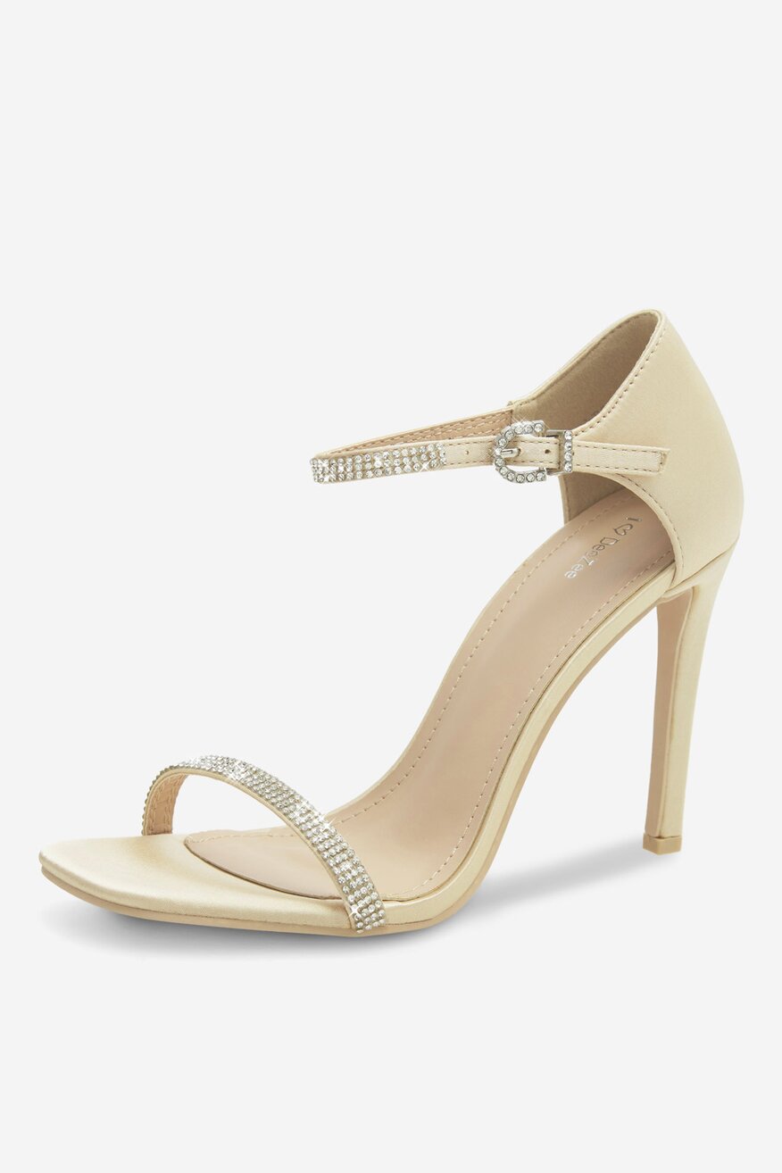 Sandały na szpilce