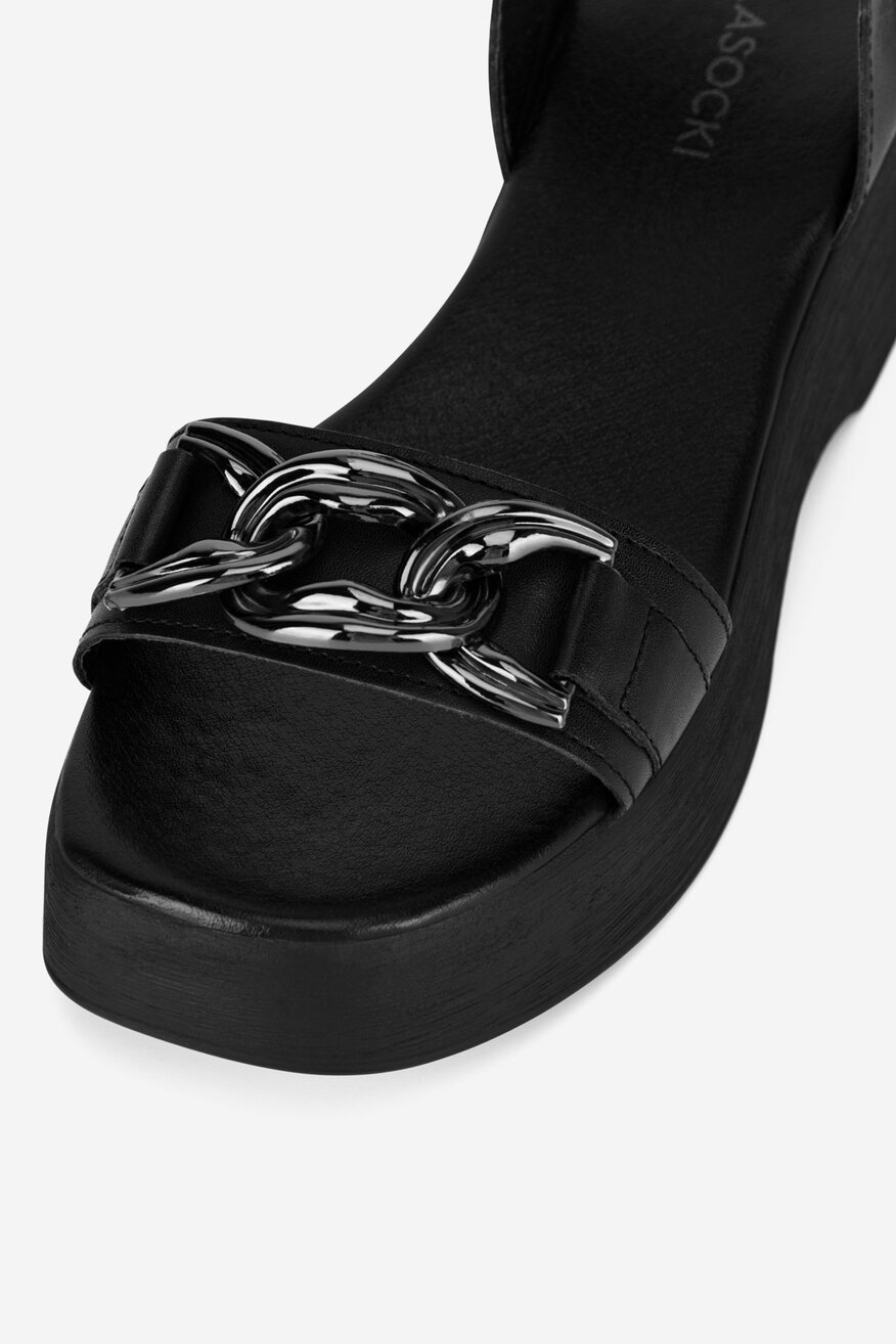 Sandały skórzane na platformie