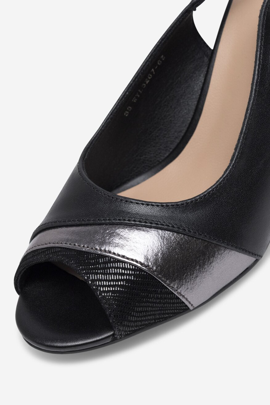 Sandały skórzane na słupku