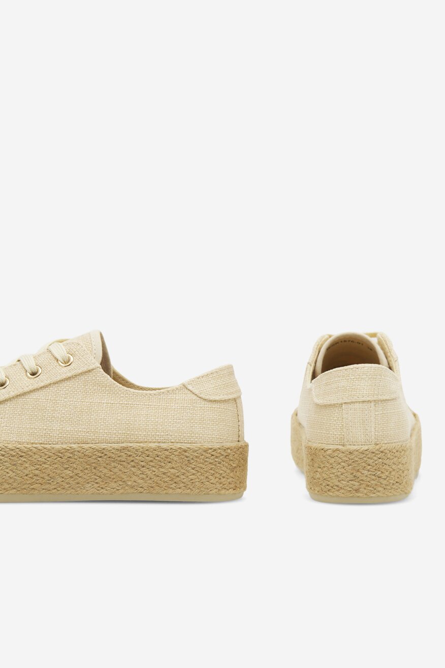 Espadryle na platformie