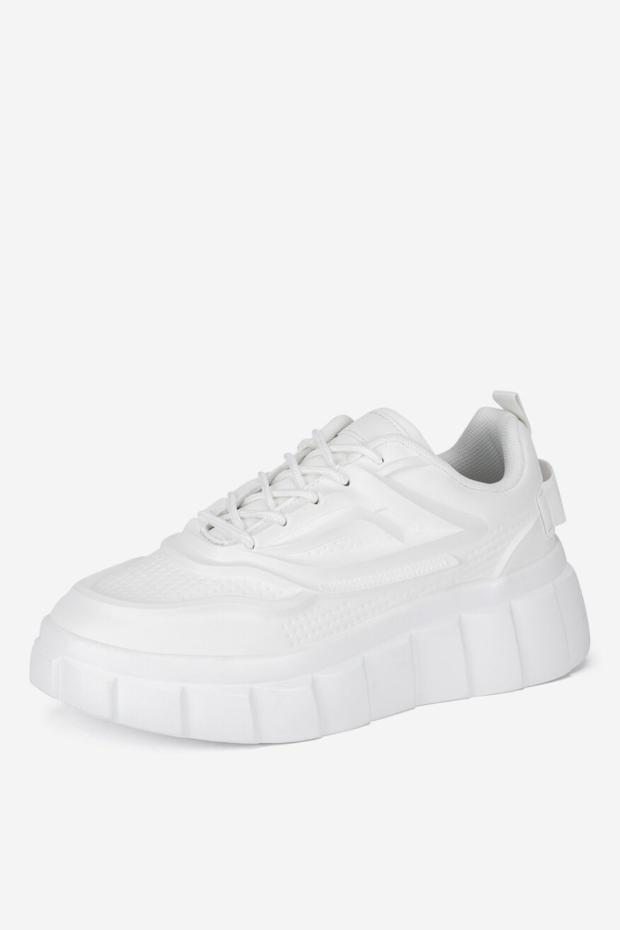 Sneakersy na grubej podeszwie