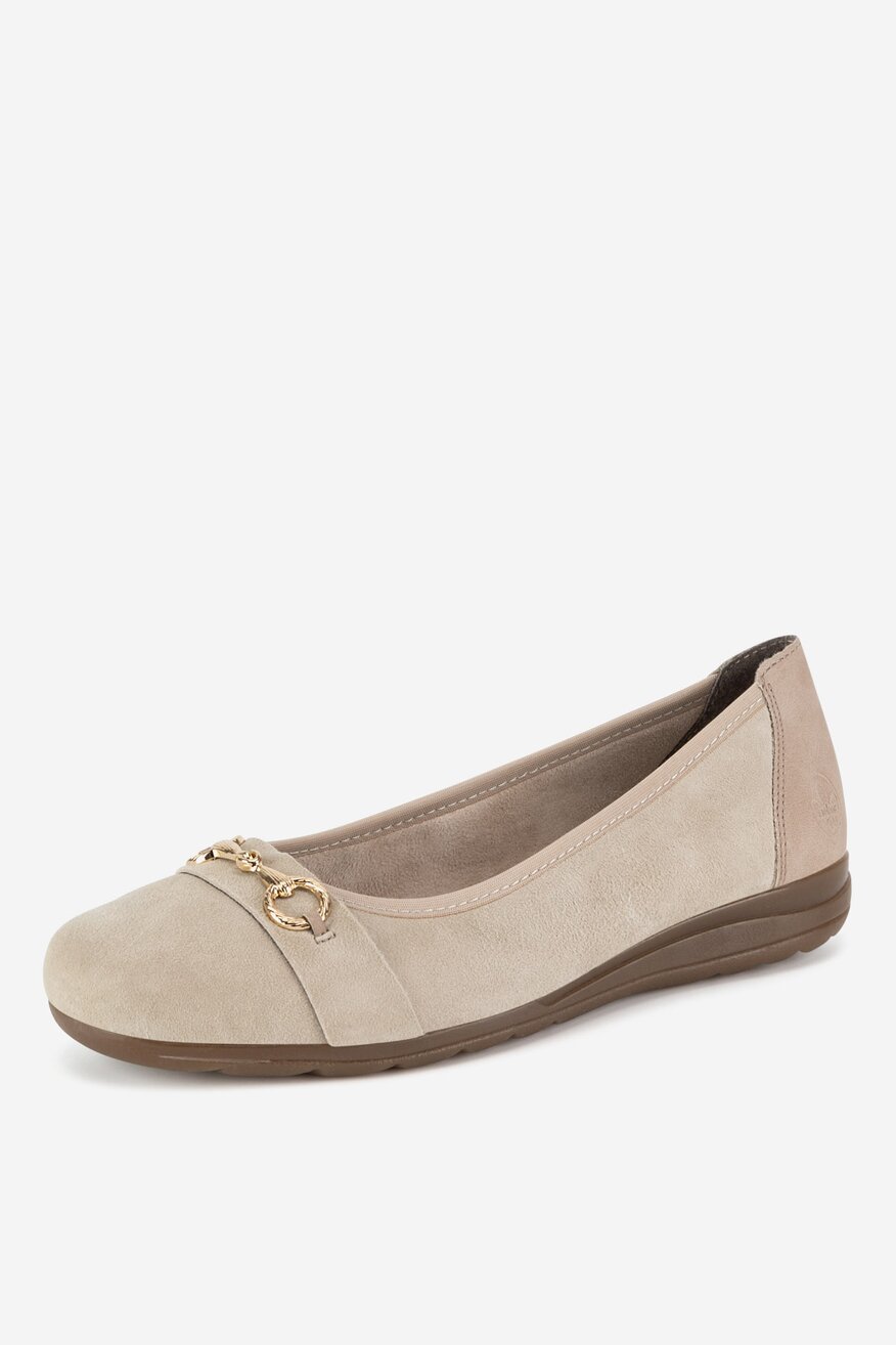 Czółenka skórzane