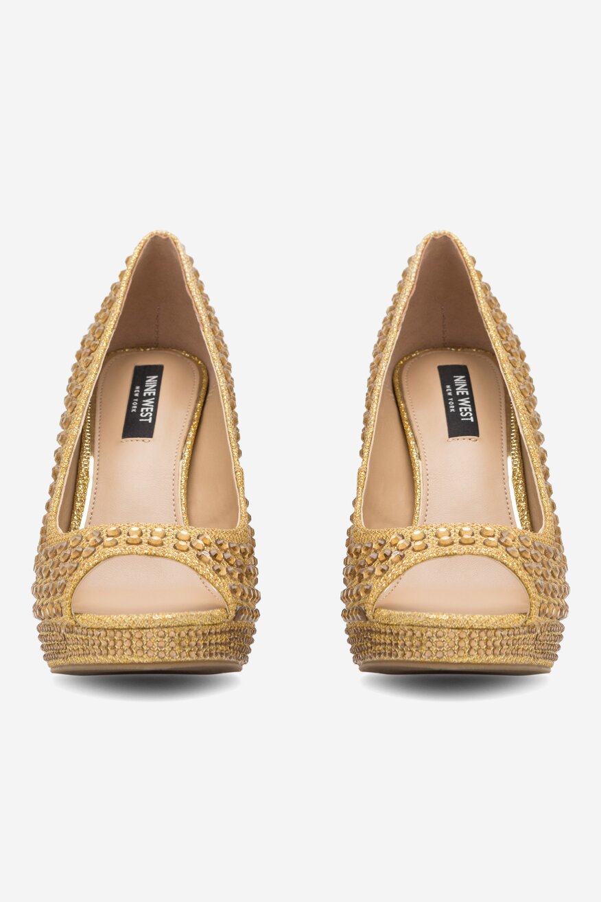 Czółenka na szpilce i platformie