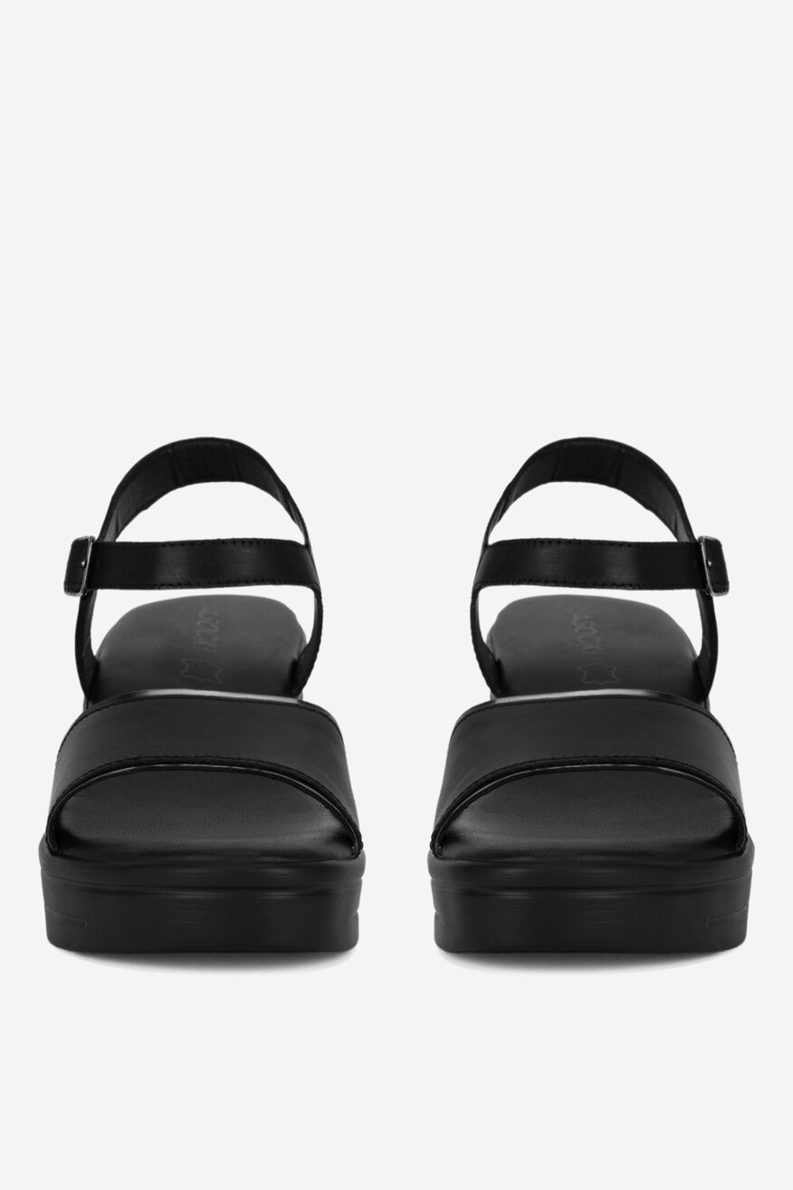 Sandały skórzane na koturnie