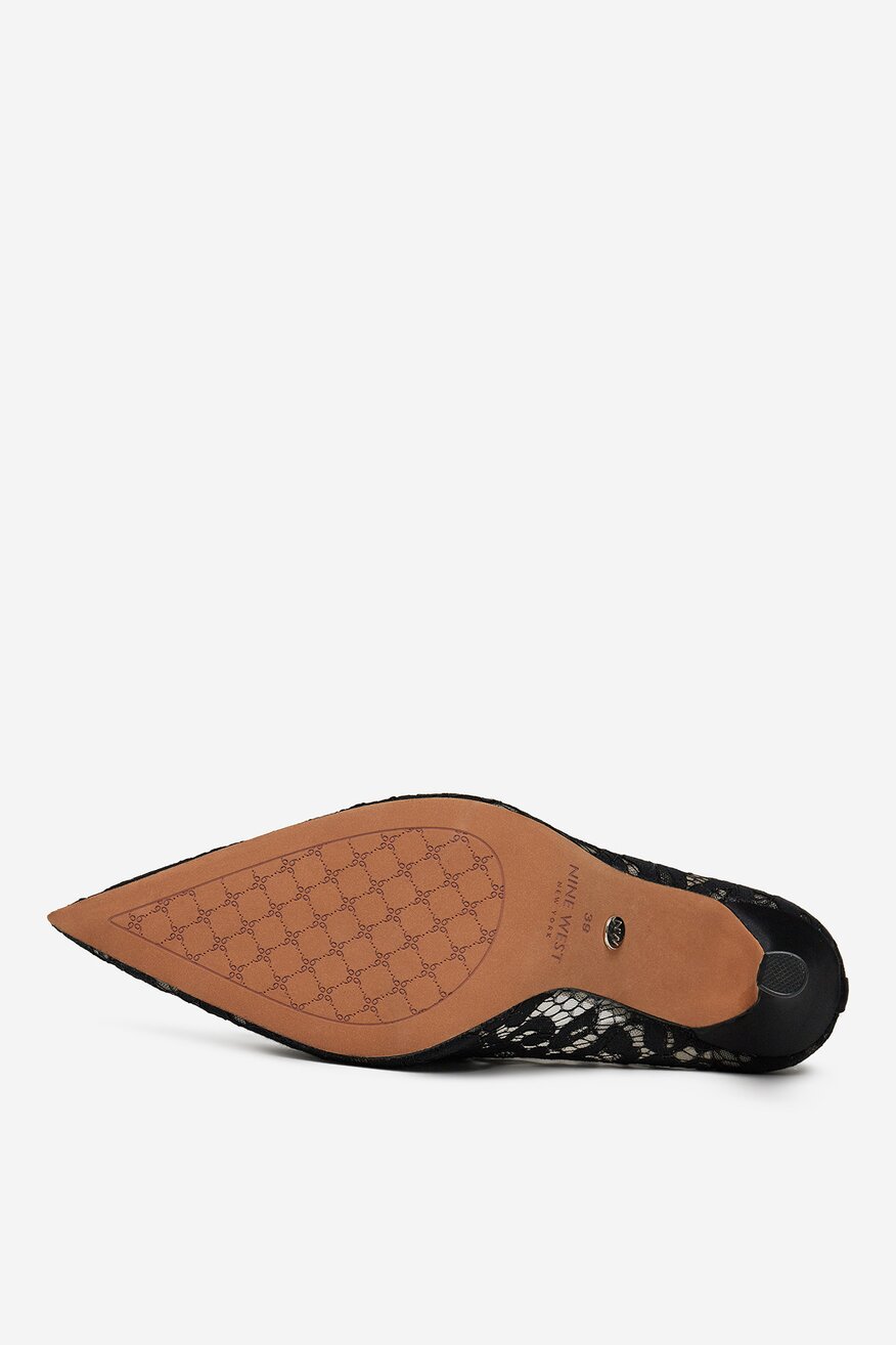 Czółenka na szpilce