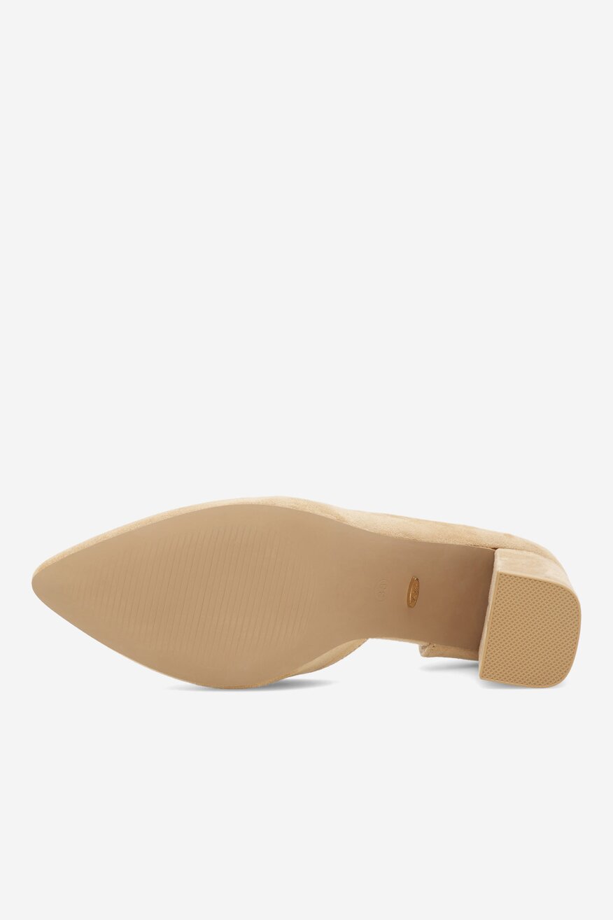 Czółenka na słupku