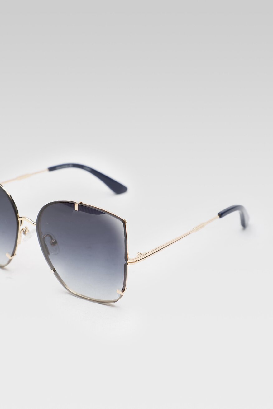 Okulary przeciwsłoneczne niebieskie