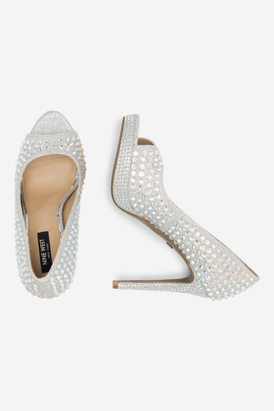 Czółenka na szpilce i platformie