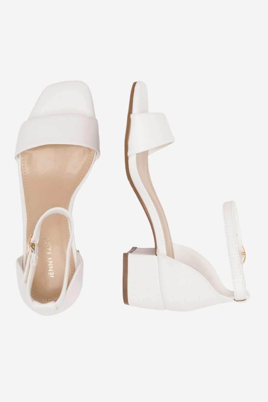 Sandały białe