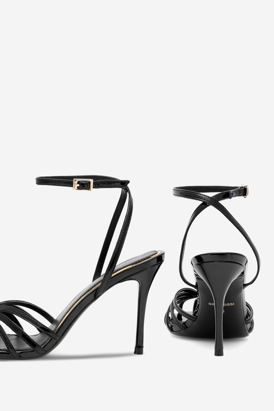 Sandały skórzane na szpilce