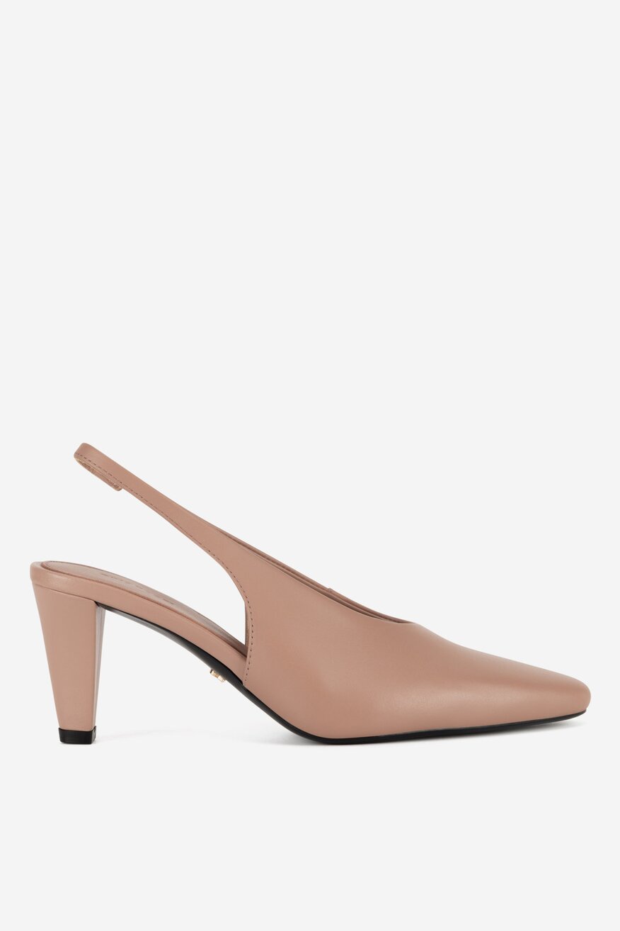 Czółenka skórzane