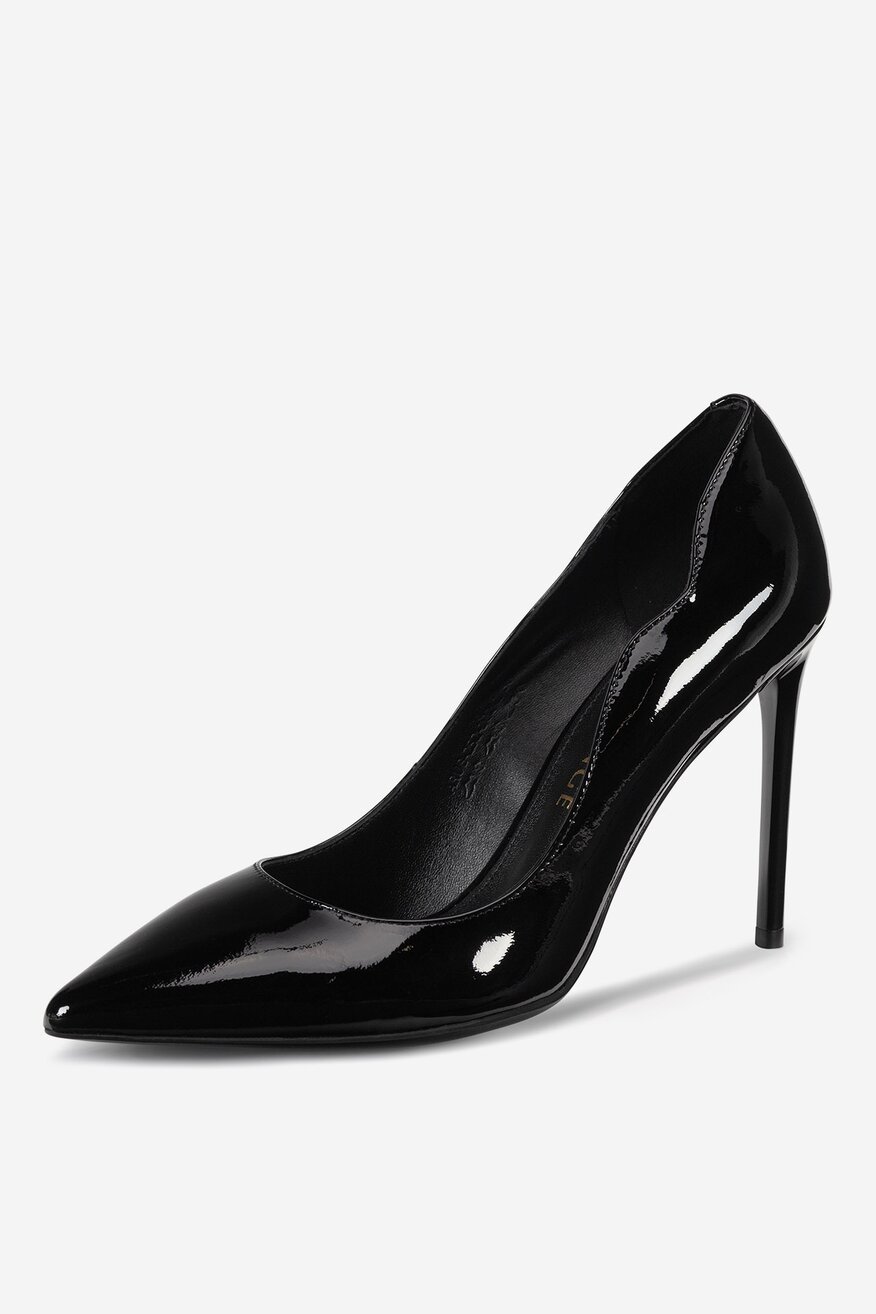 Czółenka skórzane