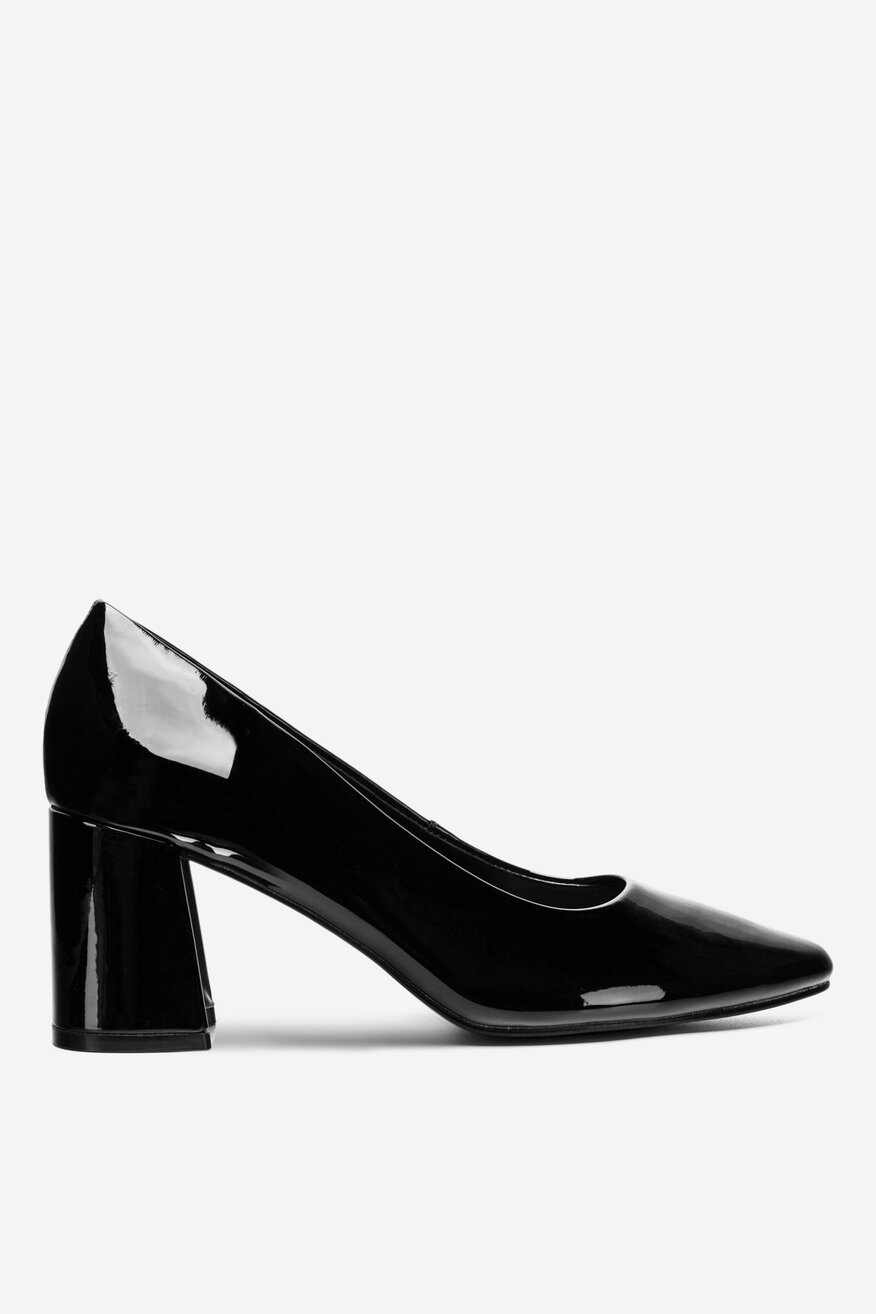 Czółenka na słupku