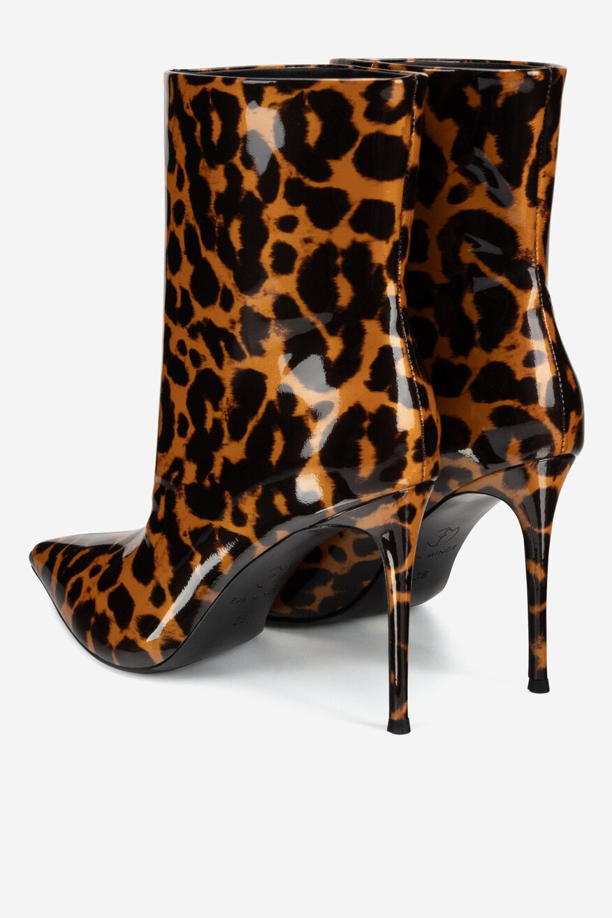 Botki skórzane na szpilce