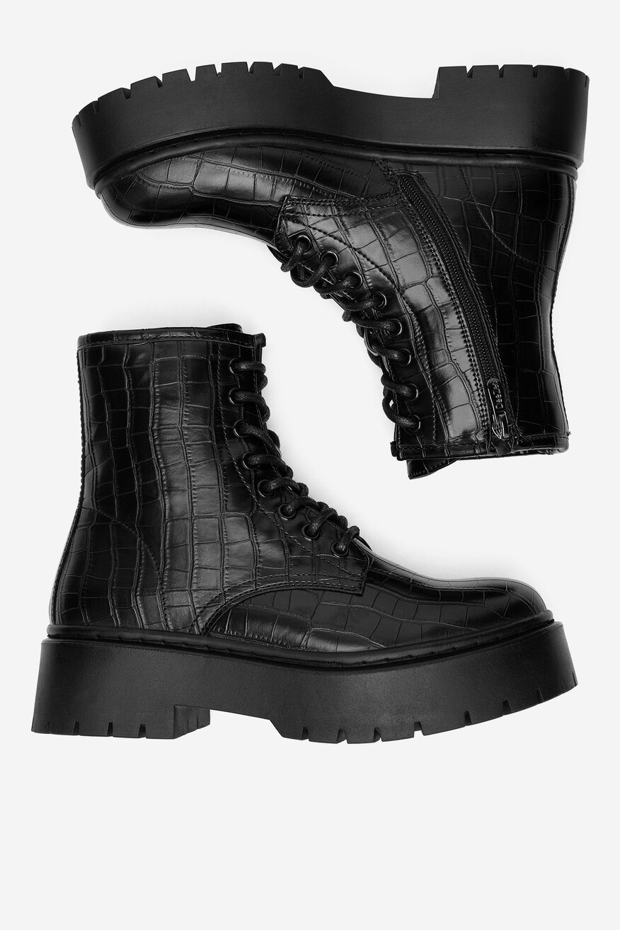 Trzewiki na platformie