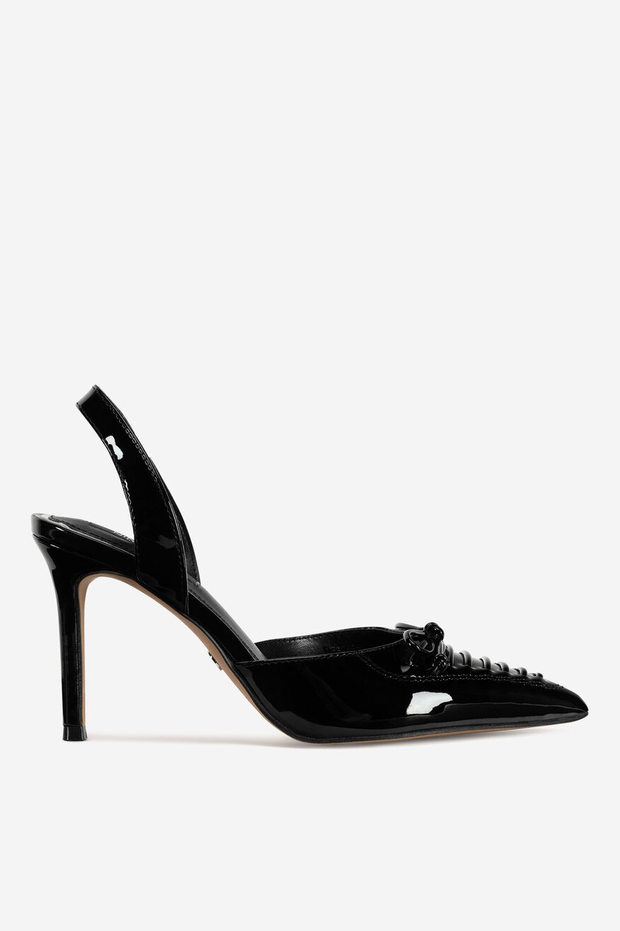 Czółenka na szpilce