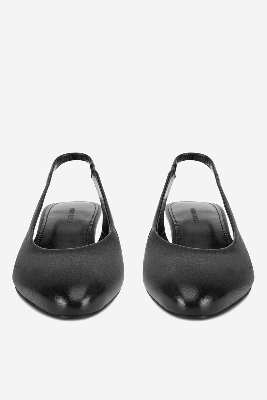 Czółenka skórzane