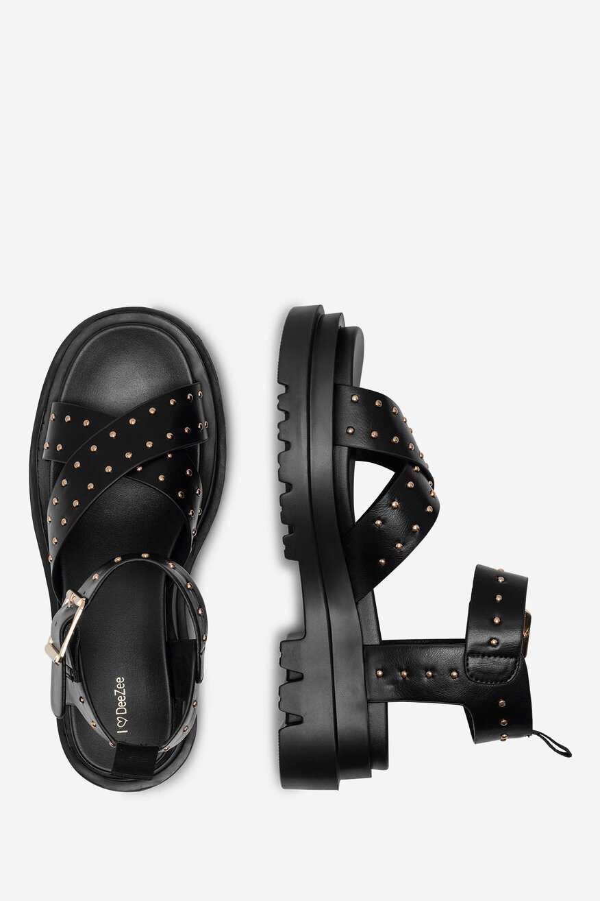 Sandały na platformie