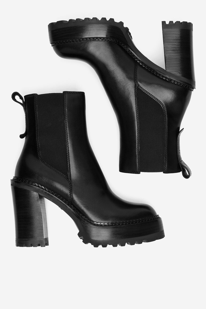 Botki skórzane na słupku