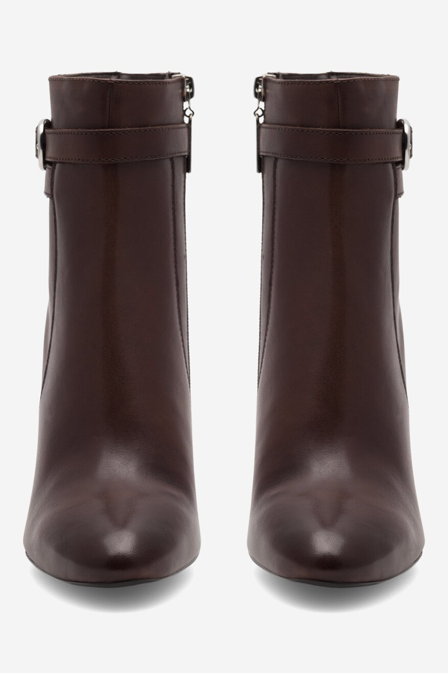 Botki skórzane na słupku