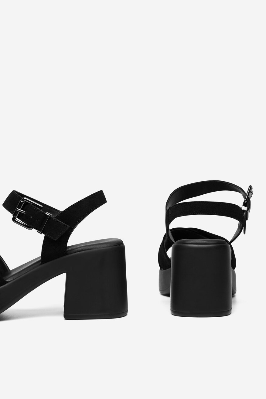 Sandały skórzane na słupku