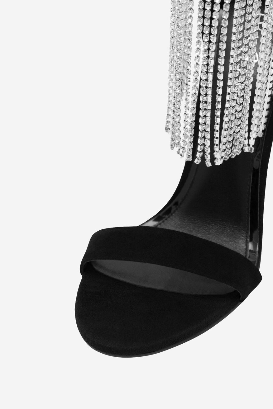 Sandały skórzane na szpilce