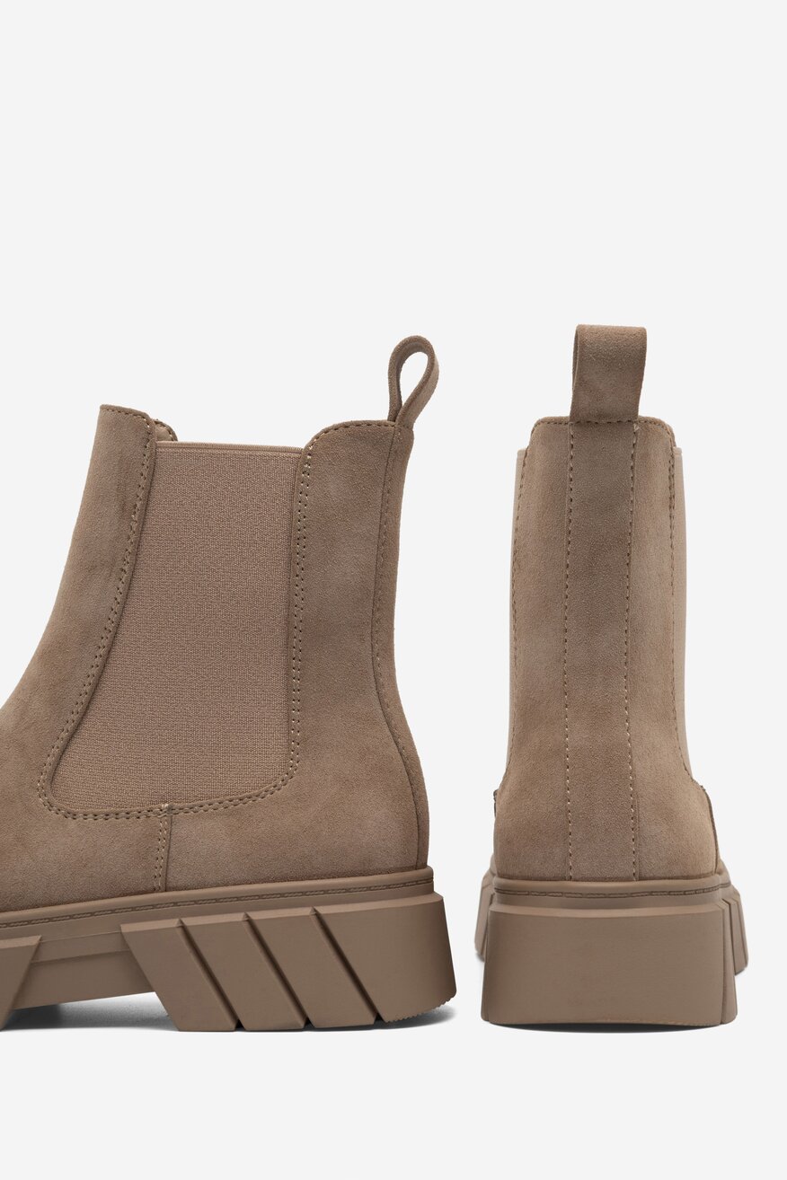 Sztyblety na platformie