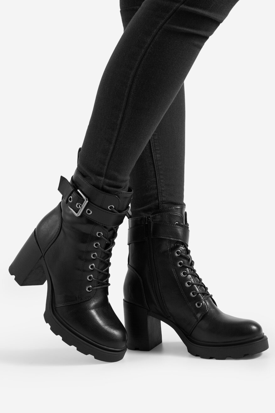 Trzewiki ocieplane na słupku