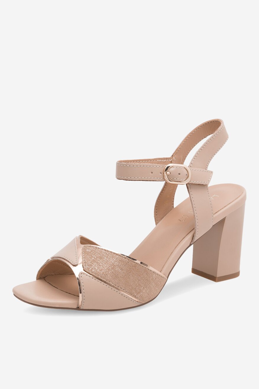 Sandały skórzane na słupku