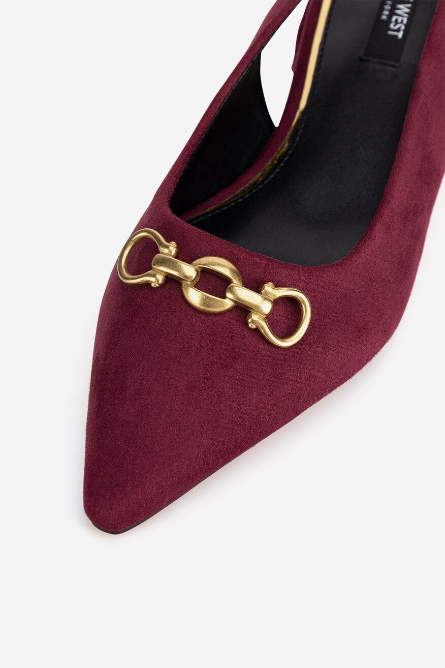 Baleriny z odkrytą piętą