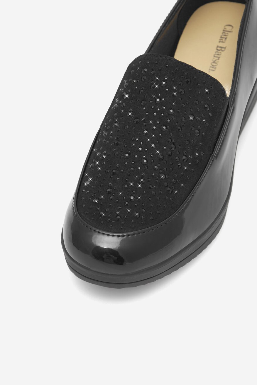 Mokasyny na koturnie