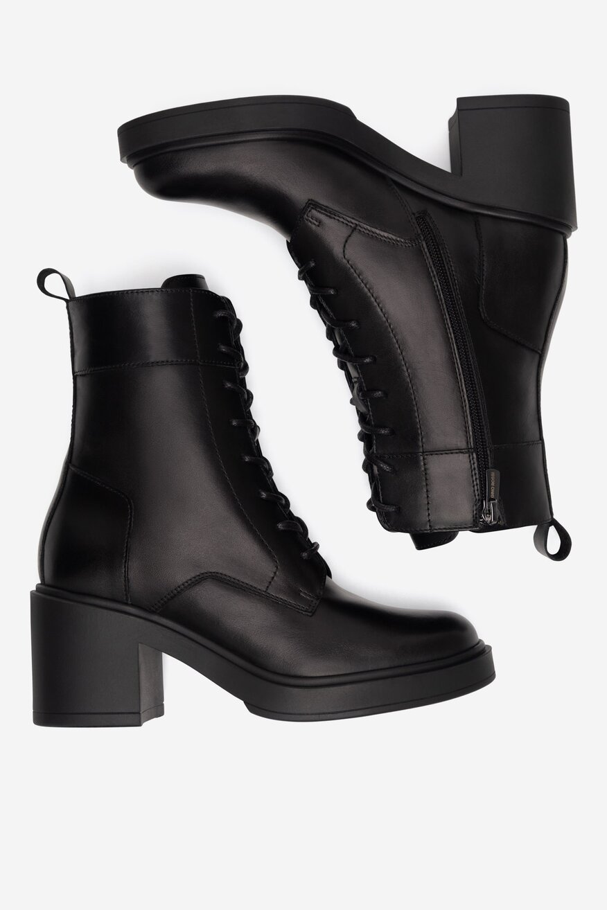 Trzewiki skórzane na słupku