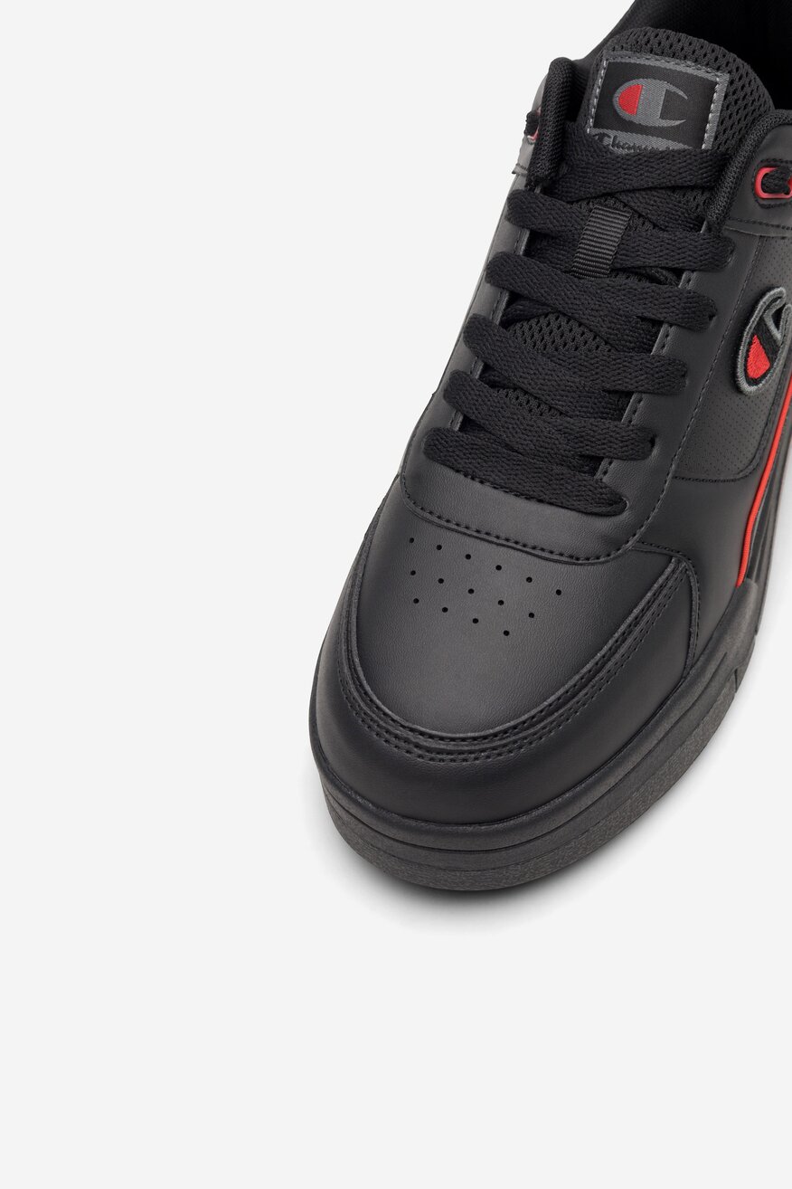 Sneakersy na grubej podeszwie