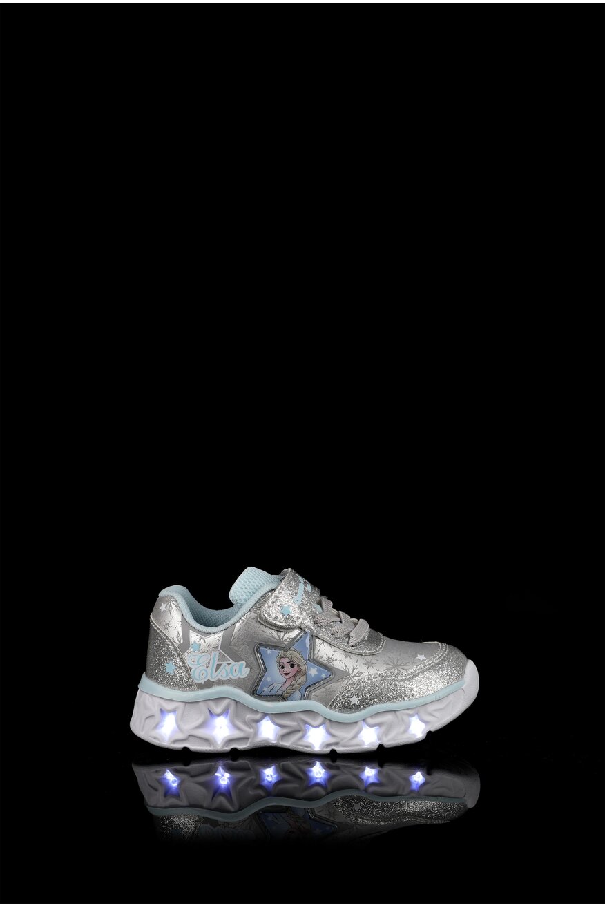 Sneakersy z diodami w podeszwie